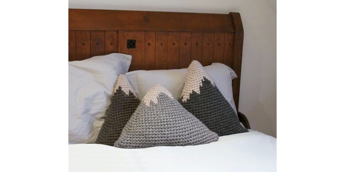 2015-03-04 Mountain Pillows (1)