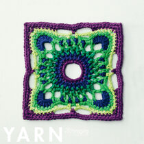 YARN3---Peacock-motif