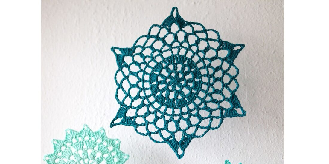 2015-07-20 Hanging Summer Mandalas 2