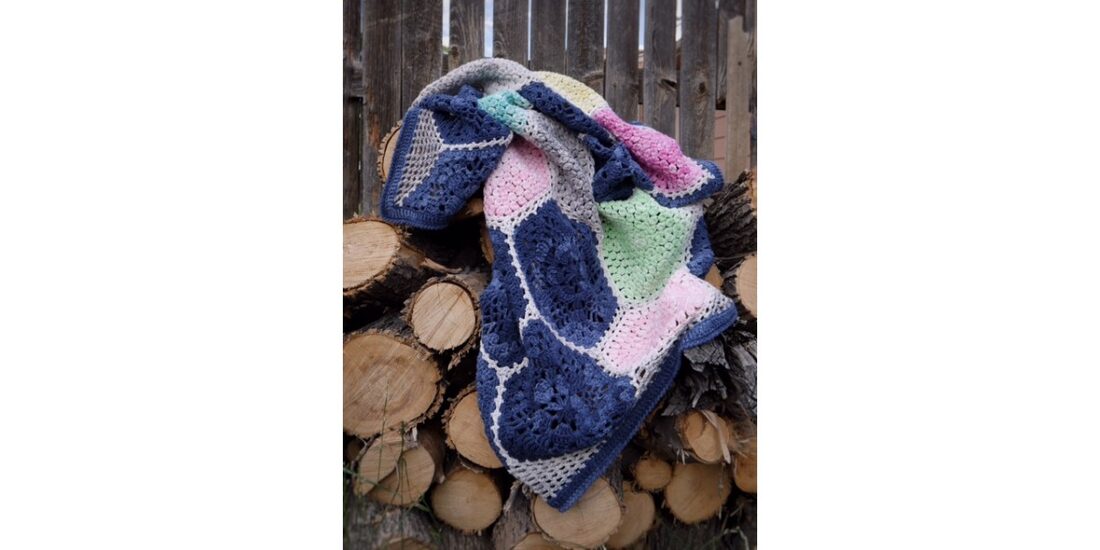 2018-06-19 Indigo Blossom Blanket 1