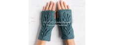 2020-11-04 Hedera Wrist Warmers 2