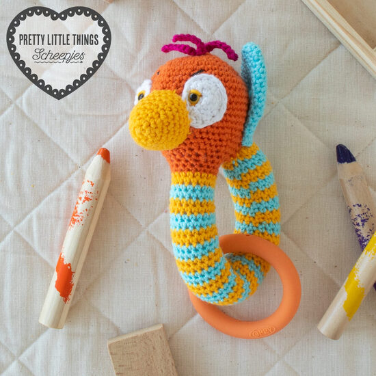 Jarred-the-Parrot_03