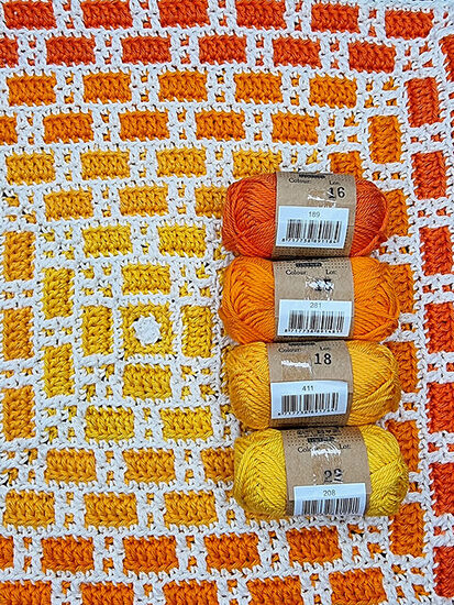 Trinity_Square_yellow_medium2