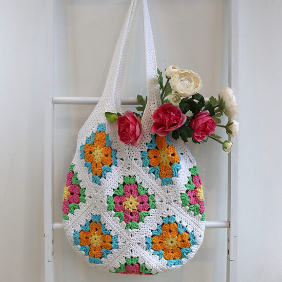 Sundrop_Flower_Granny_Square_Bag_Scheepjes_Cahlista_2_medium2