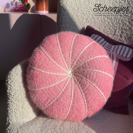 Scheepjes Free Pattern Snowdrift Cushion Snowfall (2)