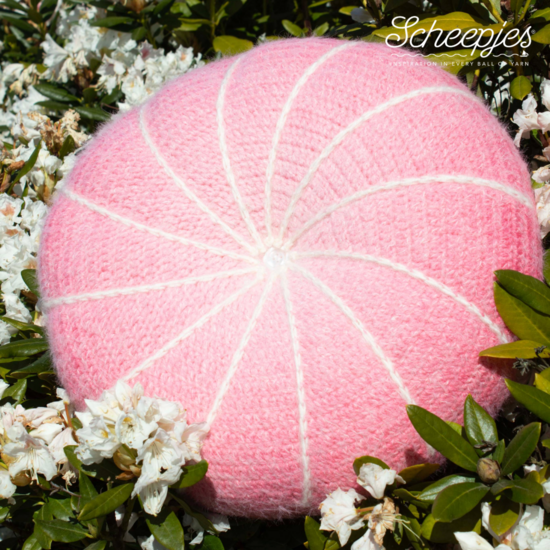 Scheepjes Free Pattern Snowdrift Cushion Snowfall (3)