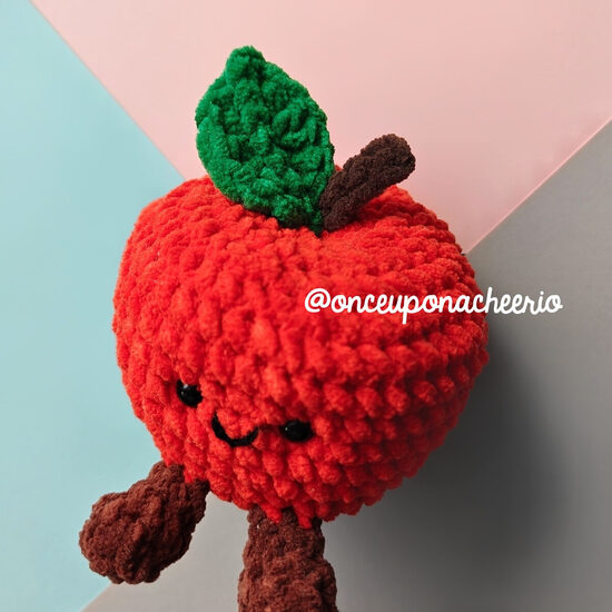 jellycat-apple-crochet