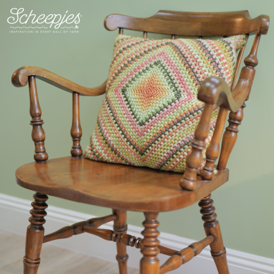 Template Scheepjes Free Patterns-8-Free Pattern - SQ logo white (5)