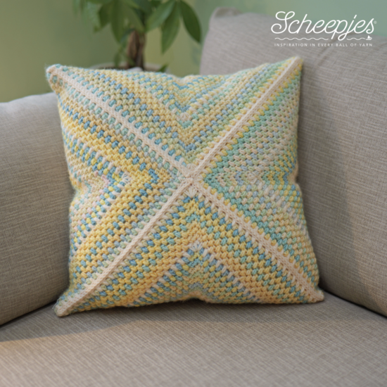 Template Scheepjes Free Patterns-8-Free Pattern - SQ logo white (4)