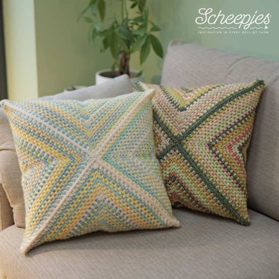 Template Scheepjes Free Patterns-8-Free Pattern - SQ logo white (1)